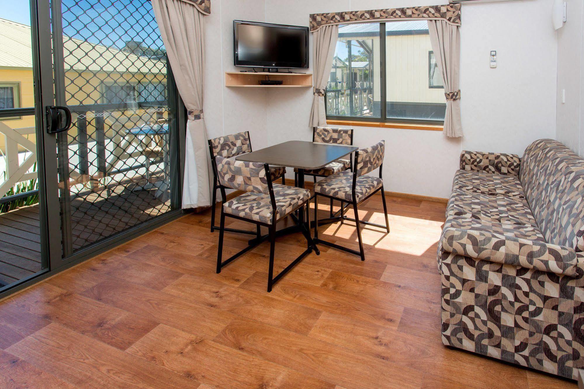 Big4 Whiters Holiday Village Lakes Entrance Extérieur photo