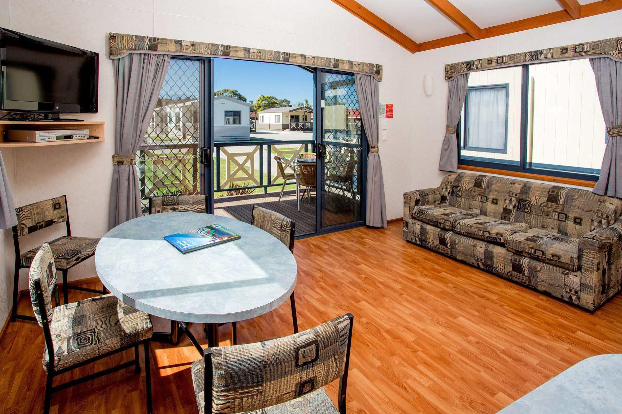 Big4 Whiters Holiday Village Lakes Entrance Extérieur photo