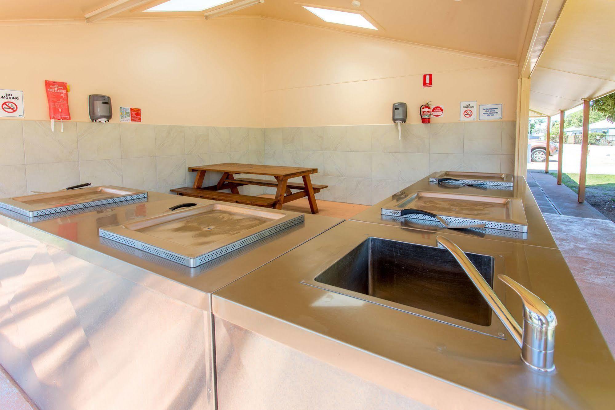 Big4 Whiters Holiday Village Lakes Entrance Extérieur photo